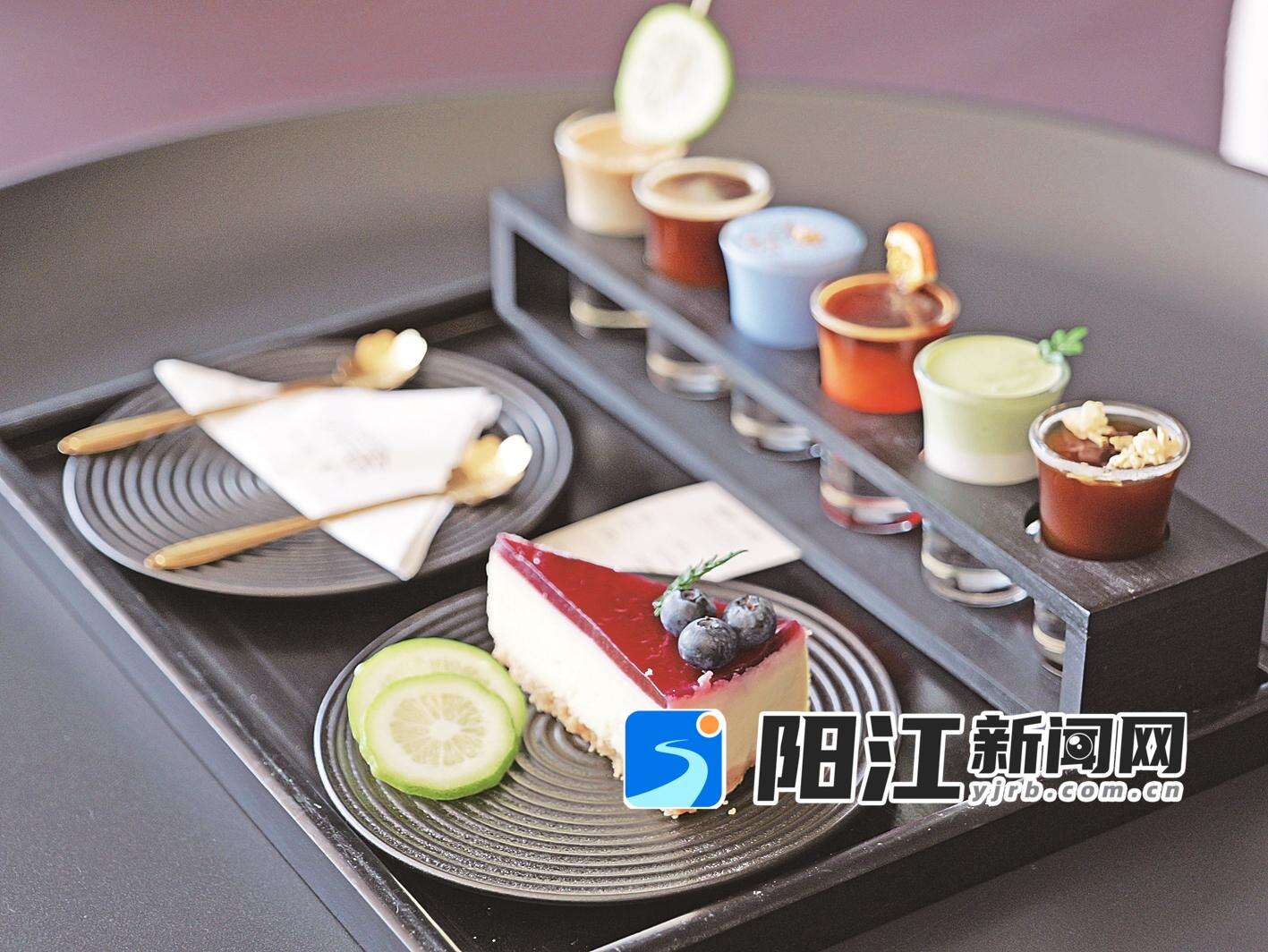海边艺术馆的单人份下午茶。