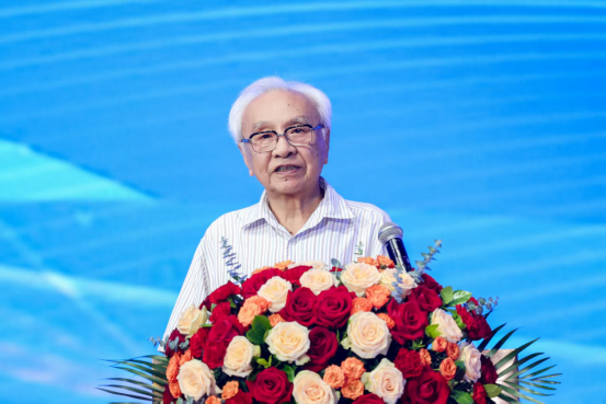 中国行为法学会总监事,中国人民公安大学原副校长李文燕