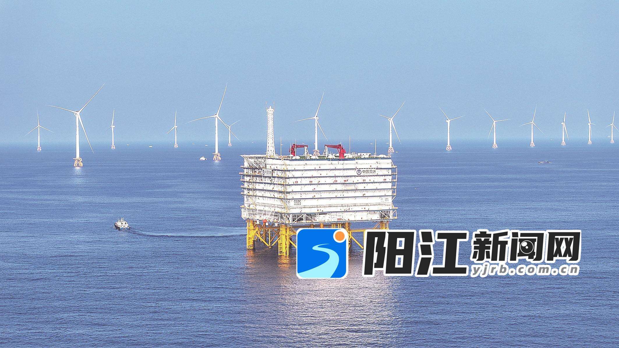 海上换流站 “海风之心”,承担海上风电电能汇集与输送任务。李凯 摄