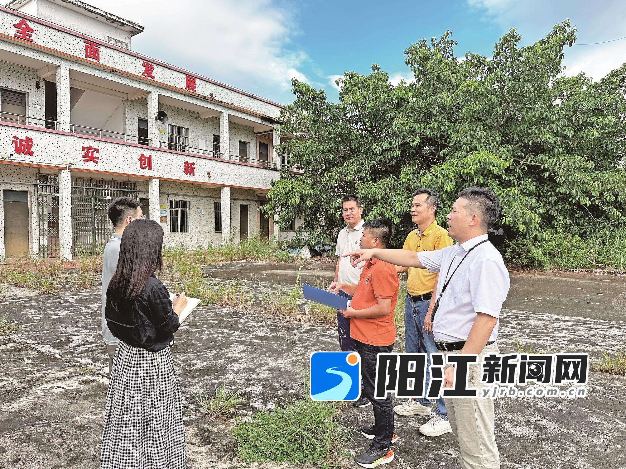 雅韶镇纪委推动闲置教学点改造建设农产品仓储、初加工工坊、电商服务站点。